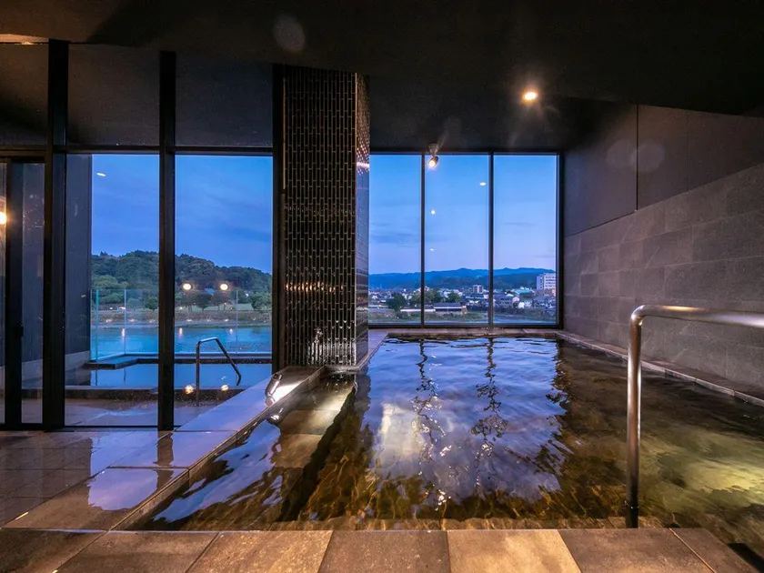 Hitoyoshi Onsen Nabeya - Image 1