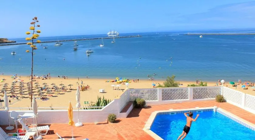 Vila Monte Luz 1 - Image 1