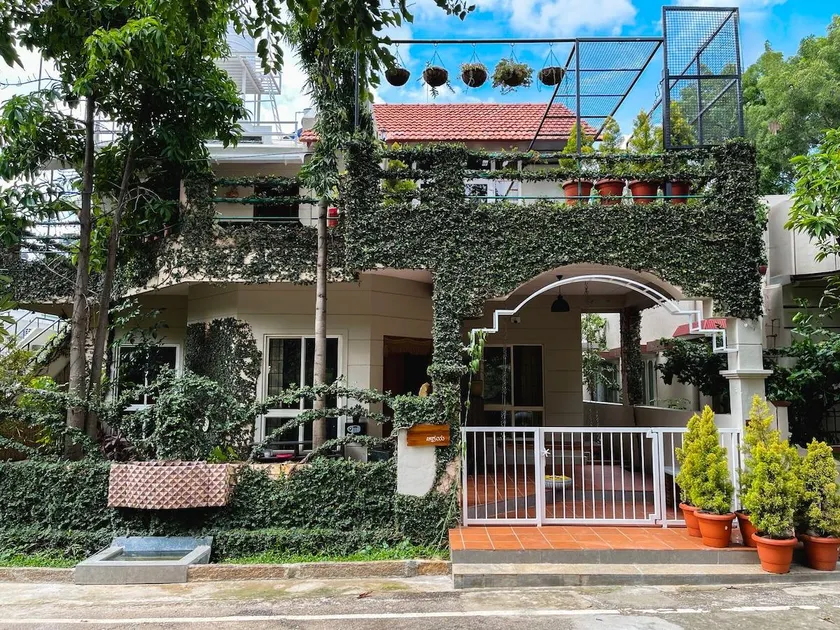 Gokulam Guest House - Image 1