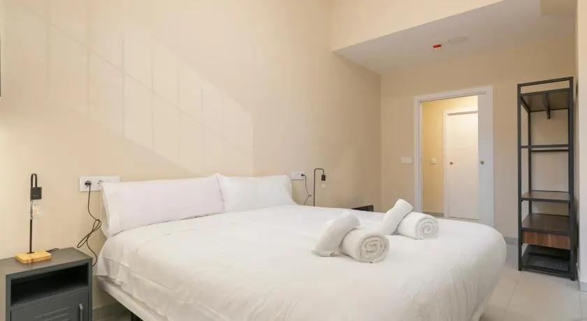 HOMEABOUT SMART ROOMS Tetuán - SIN RECEPCIÓN - Image 1