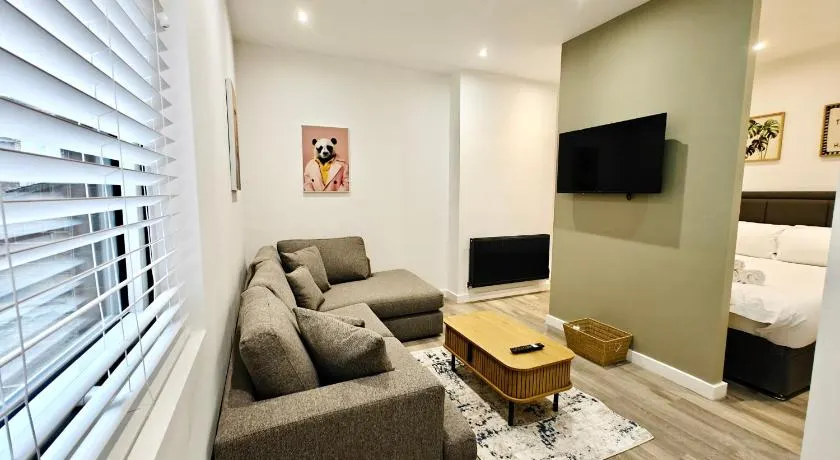 Modern 1-Bed in Victorian Building, Bury - Image 1