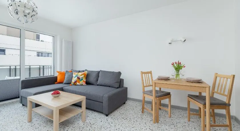 Szczecin Bronowicka Cosy Studios by BookingHost - Image 1