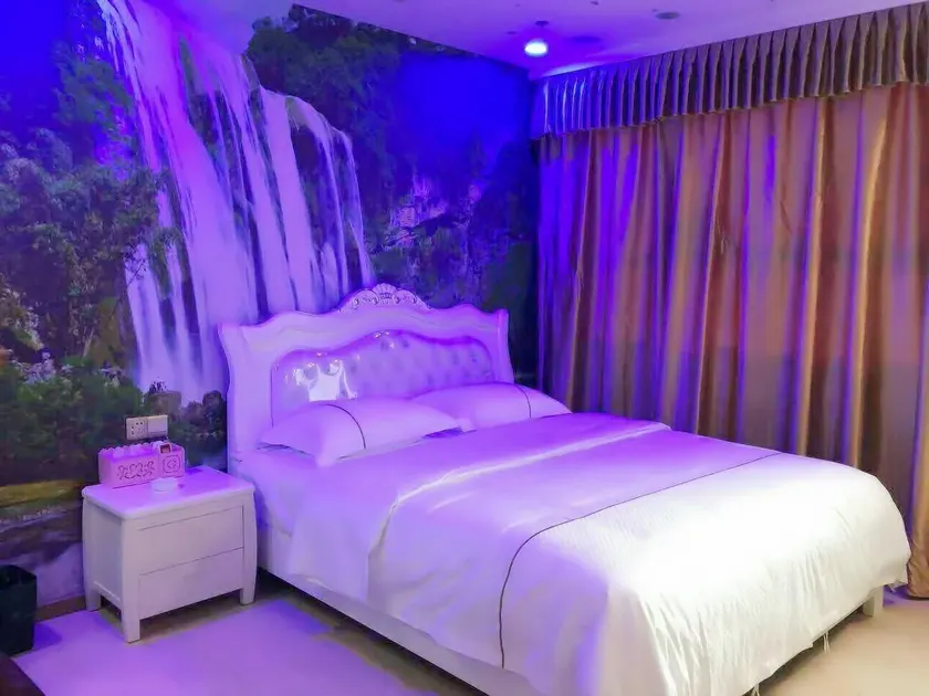 Yue Xin Zhu Ti Hotel - Image 1