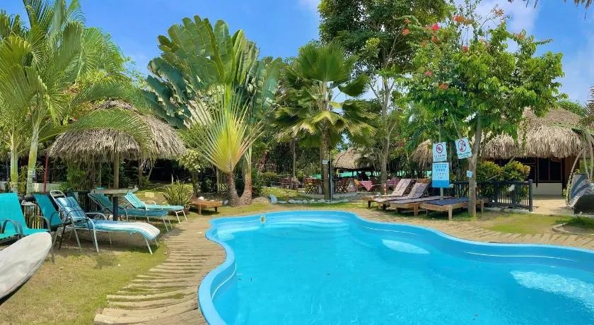 Bikini Hotel & Pool - Image 1