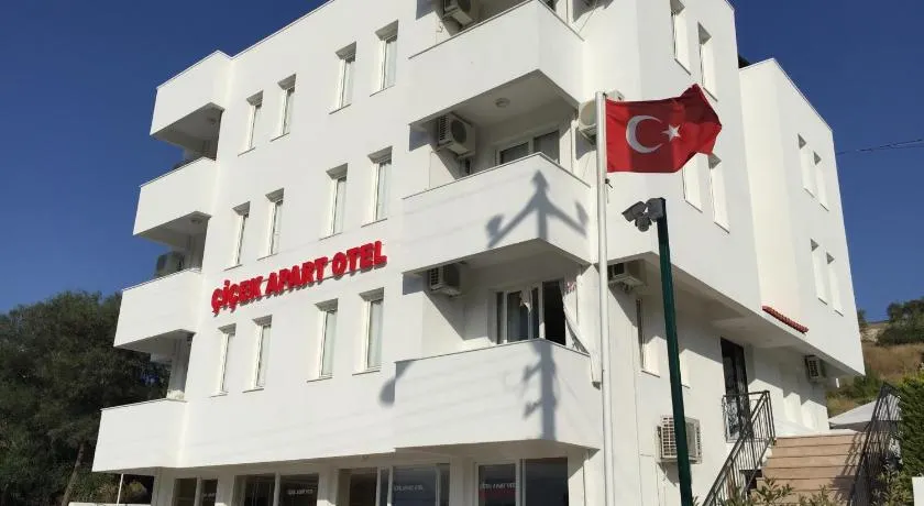Cicek Apart Hotel - Image 1