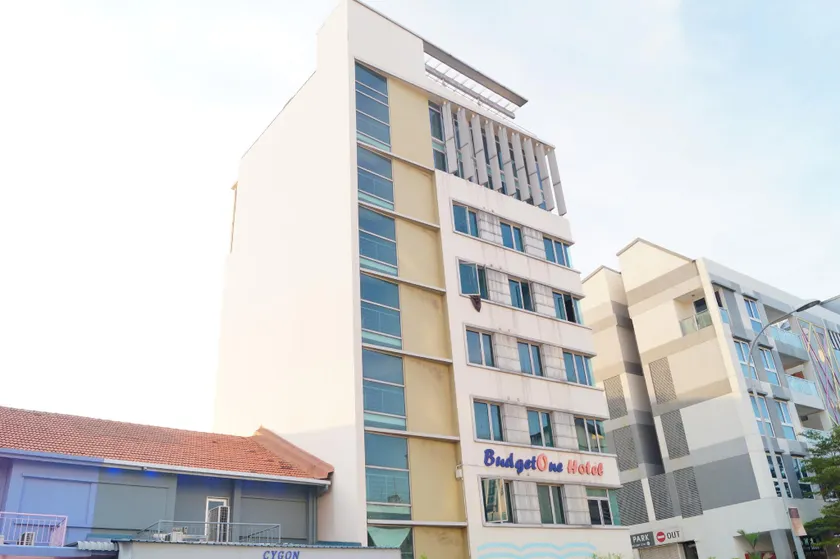 BudgetOne Hotel - Image 1