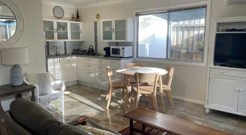 Patonga Street Retreat - Image 1