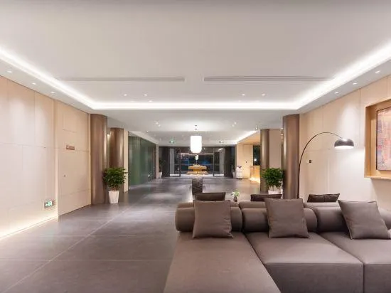Jiangdong Mingting Hotel - Image 1