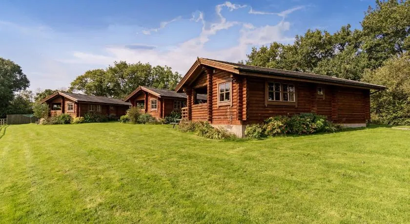 Brambles Lodge - Image 1