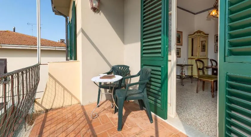 Unique Apartment in Rosignano - Image 1