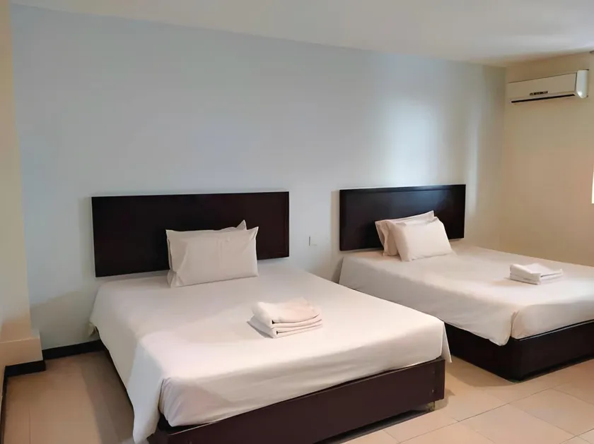 Hotel Lean Fatt - Image 1