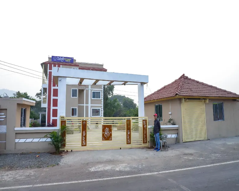 Hotel Devanshri - Image 1
