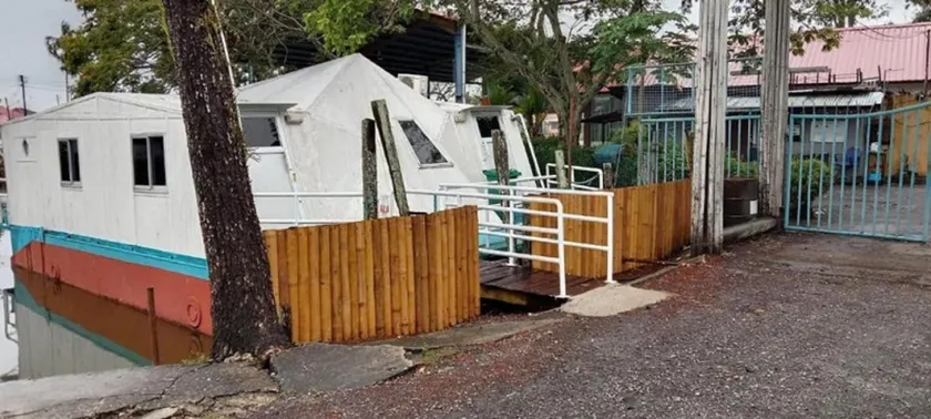 Leaf Boat House - Image 1