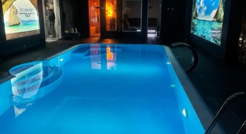 Russ Spa - Image 1