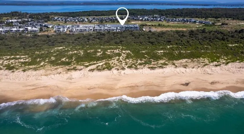 Ocean View Retreat - Image 1