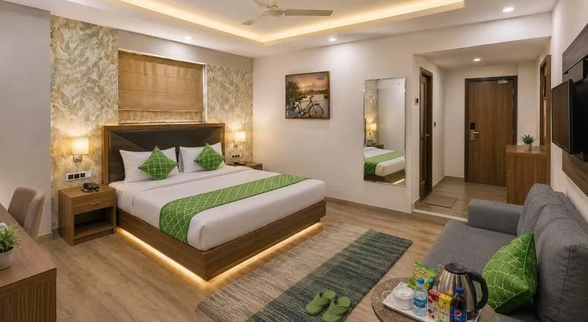 Hotel La Casa Near Delhi Airport Free Airport pickup And Drop - Image 1