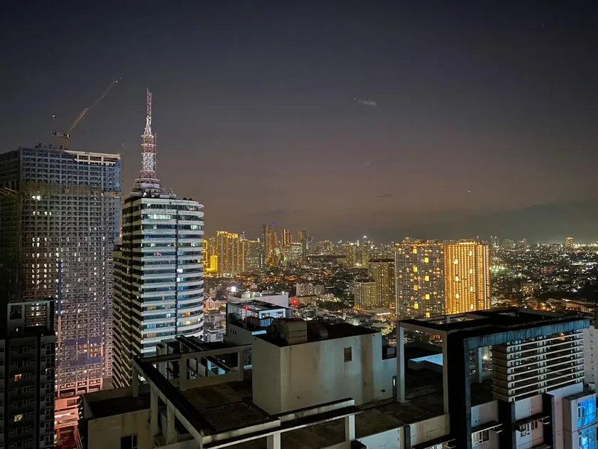 FAME Residences - The 37th Suite - Image 1