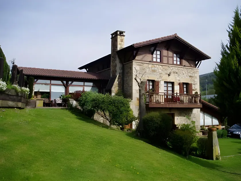Casa Rural Erdikoetxe - Image 1