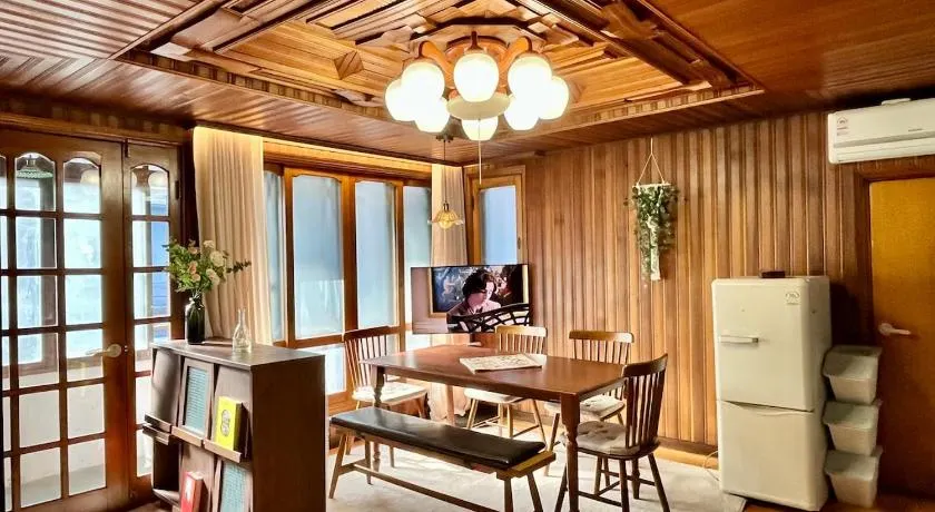 Stay 1988 Seoul 2BR Korean Home near Boramae Park - Image 1