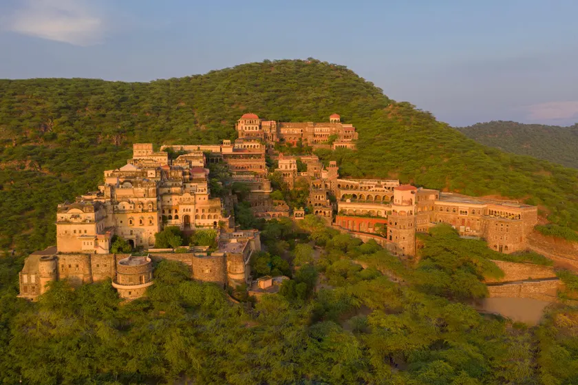 Neemrana Fort-Palace - Image 1