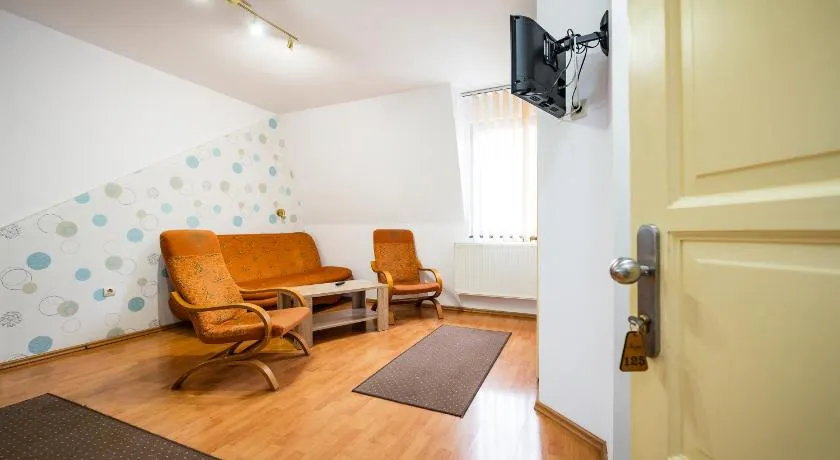 Hotel Sugas - Image 1