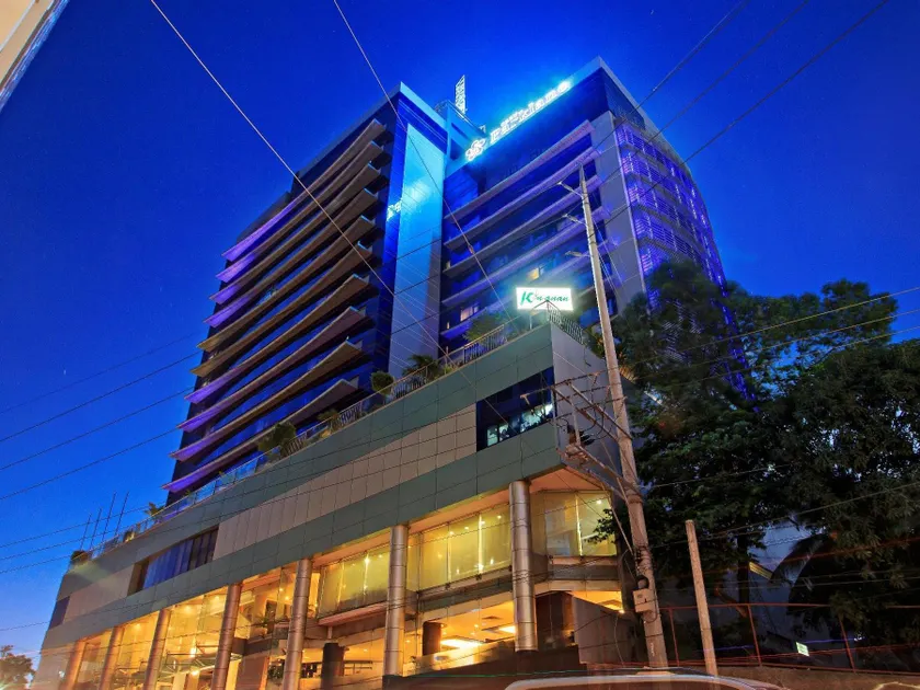 Cebu Parklane International Hotel - Image 1