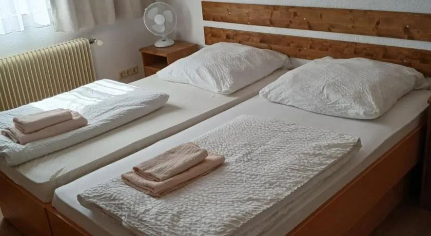Doppelbett Zimmer - Image 1