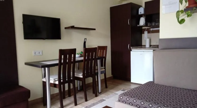 Borostyán Vendégház Eger - Image 1