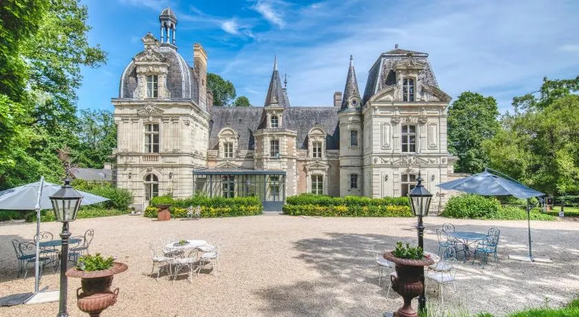 Château le Fresne - Image 1