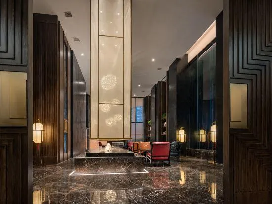 Meet Mountain Hotel - Image 1