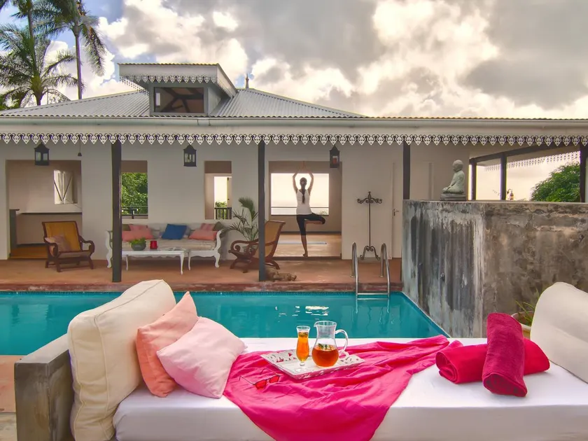 The Station Retreat Hotel - Image 1