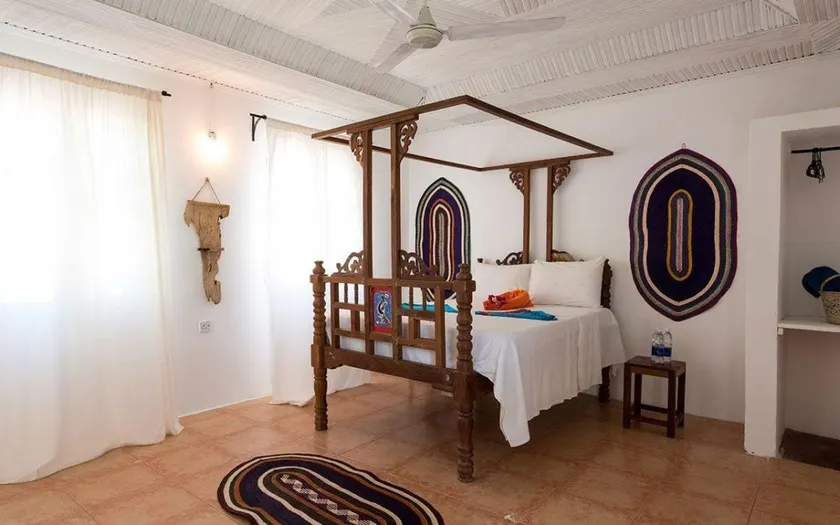Driftwood Beach Lodge - Image 1