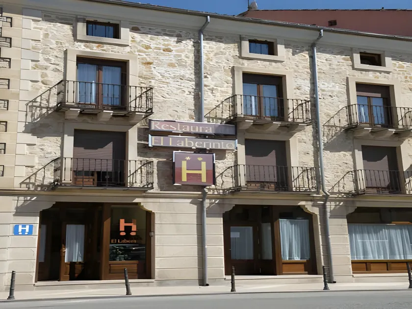 Hotel Laberinto - Image 1