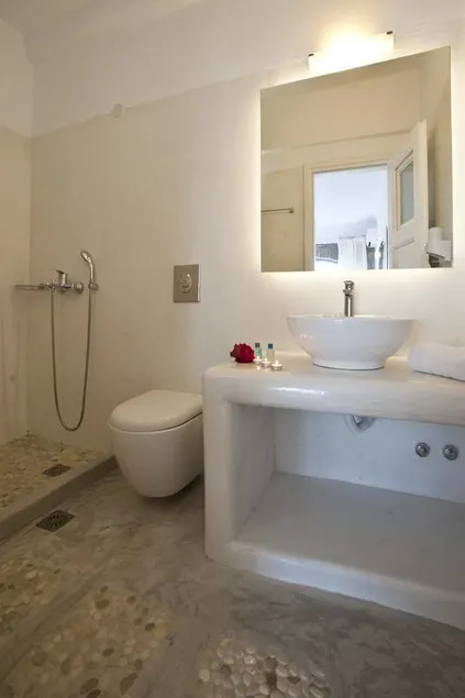 Voula Apartments & Rooms - Image 1