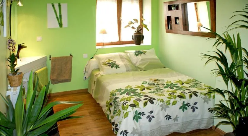 Lyon City Home's Bed & Breakfast - Image 1