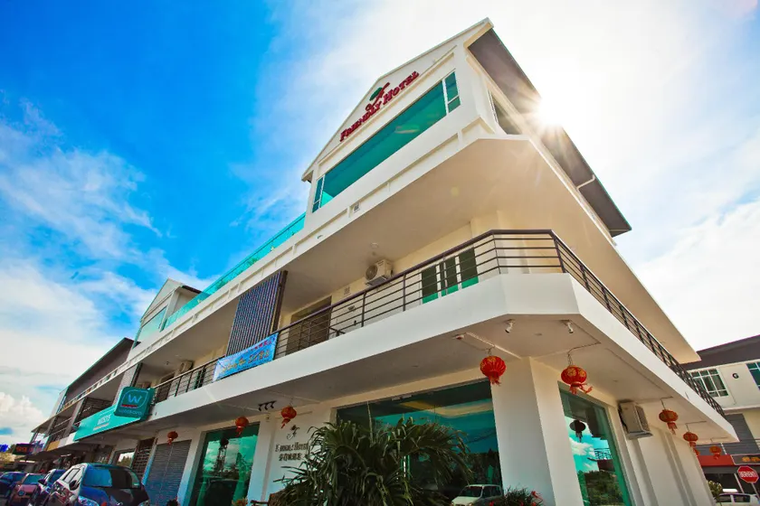 Friendly Hotel - Image 1