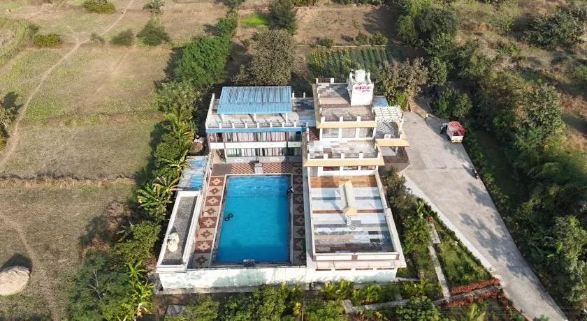 SSK Resort & Villa - Image 1