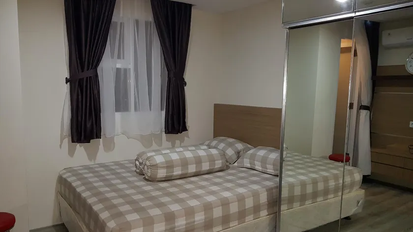Warm Quiet Stay in Bintaro Icon - Image 1