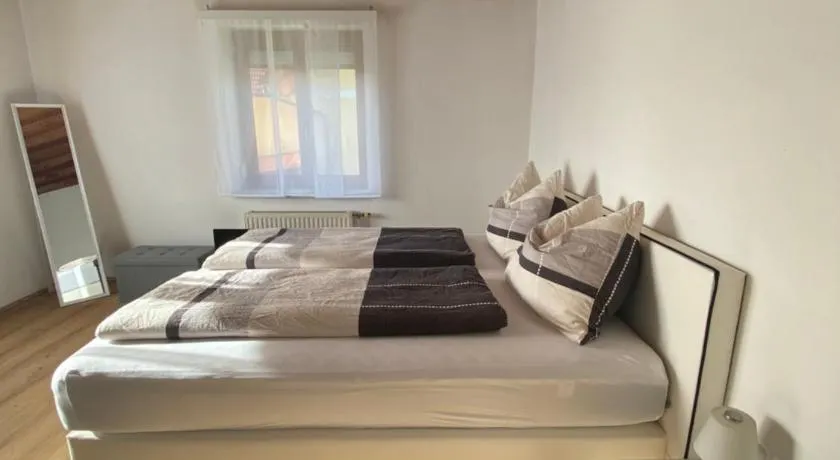 Ferienwohnung Beatrix - Image 1