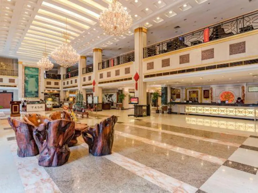 Wanneng Hotel - Image 1