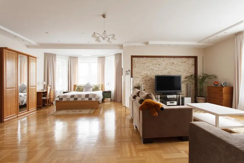 Guest House DOM 18 - Image 1