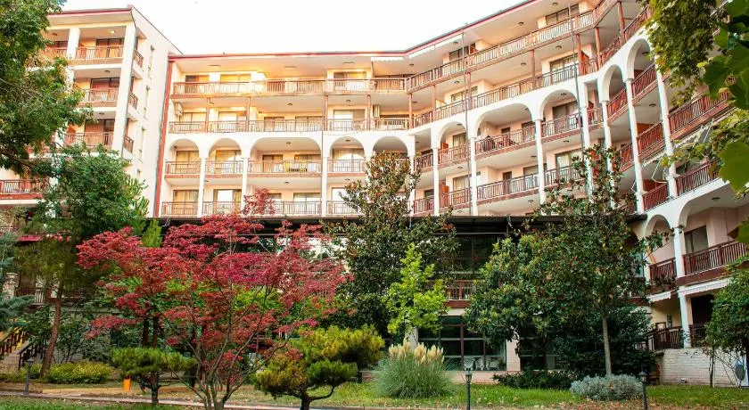 Estreya Residence Hotel and SPA - Image 1