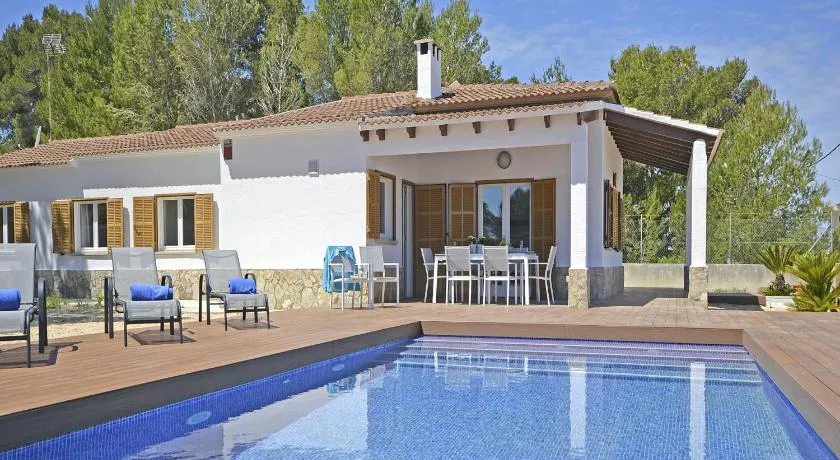 House PINOCHA - Image 1