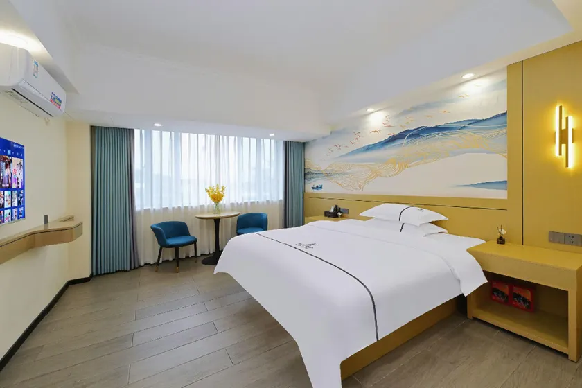 Platinum Business Hotel (Jiangmen Xinhui Siqian Town Branch) - Image 1