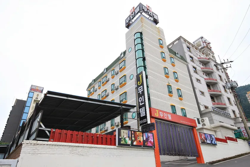 Gwangyang J Self check-in Motel - Image 1