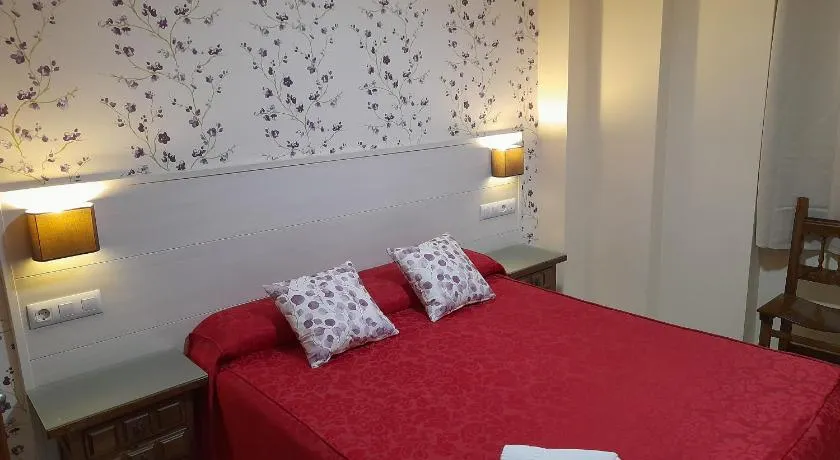Hostal San Roque - Image 1