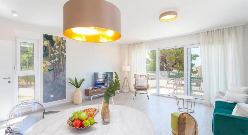 Fiori Boutique Apartment - Image 1