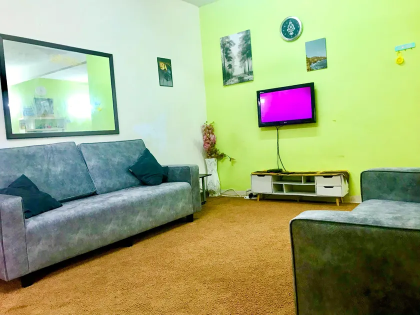 Isyfaq Homestay 4 Bedroom & 3 Bathroom - Image 1