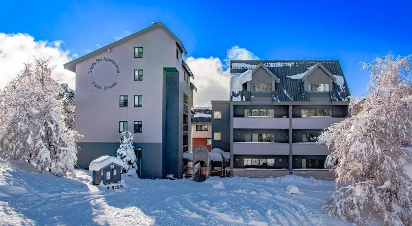 Snow Ski Apartments 03 - Image 1
