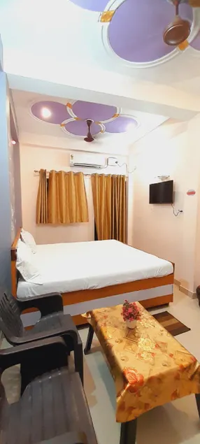 Shiv Niketan Guest House 200mtr from Shri Ram mandir - Image 1